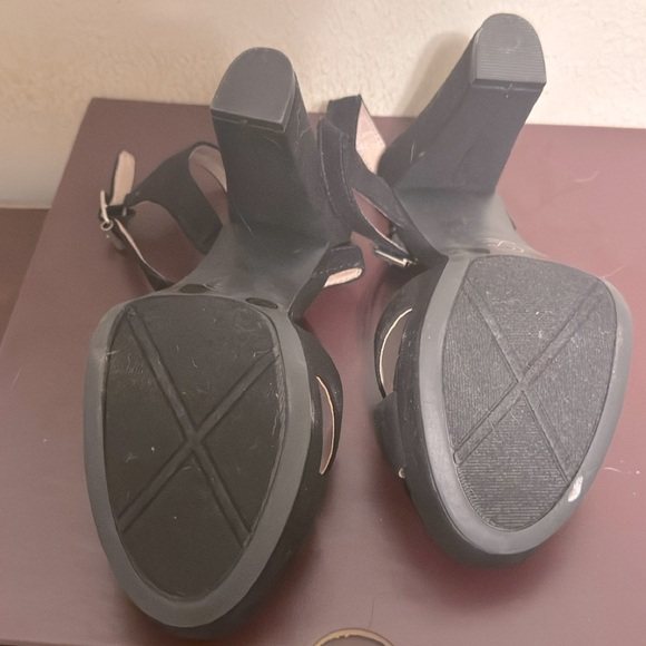 NIB Chinese Laundry Always Platform Black Sz 6 - Picture 2 of 2